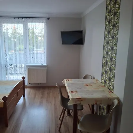 Quarto em Acomodações Particulares Goscinne Grazyna *