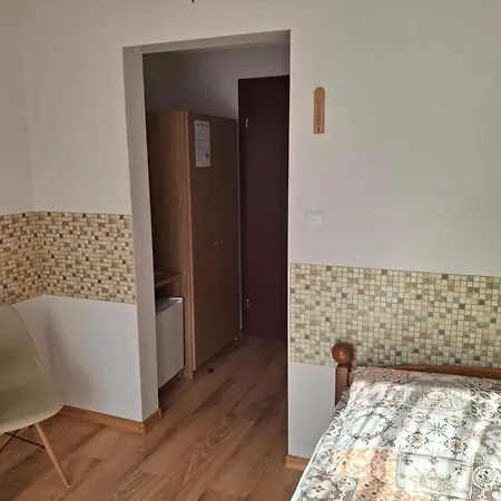 Goscinne Grazyna Quarto em Acomodações Particulares *