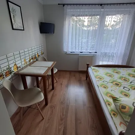 Goscinne Grazyna Quarto em Acomodações Particulares *